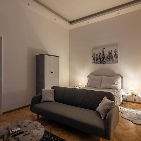Dizsu'S Place Budapest Kültér fotó
